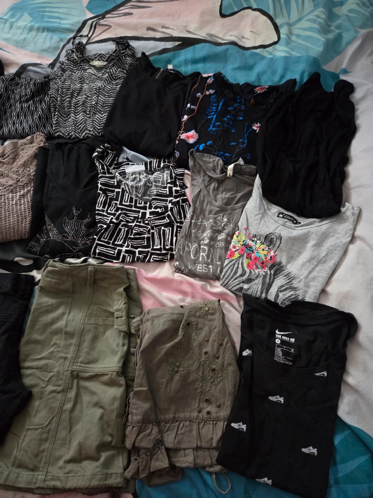 Lotes de 17 roupas femininas de XS a L – photo 3